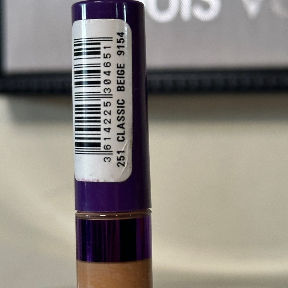 New Rimmel London Stay Matte Concealer. - Picture 2 of 2